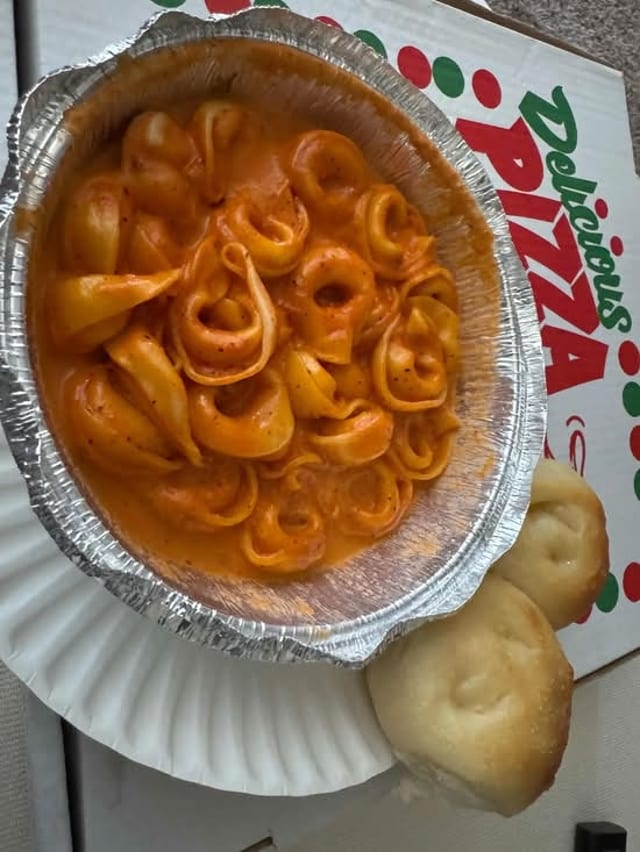 Tortellini Alla Panna Catering.